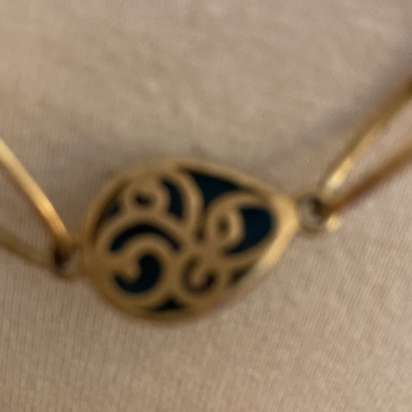 Gold necklace, with green stones - Picture 3 of 5